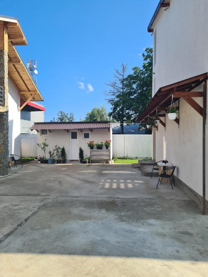 Apartmán Luca'S House Balotešti Exteriér fotografie