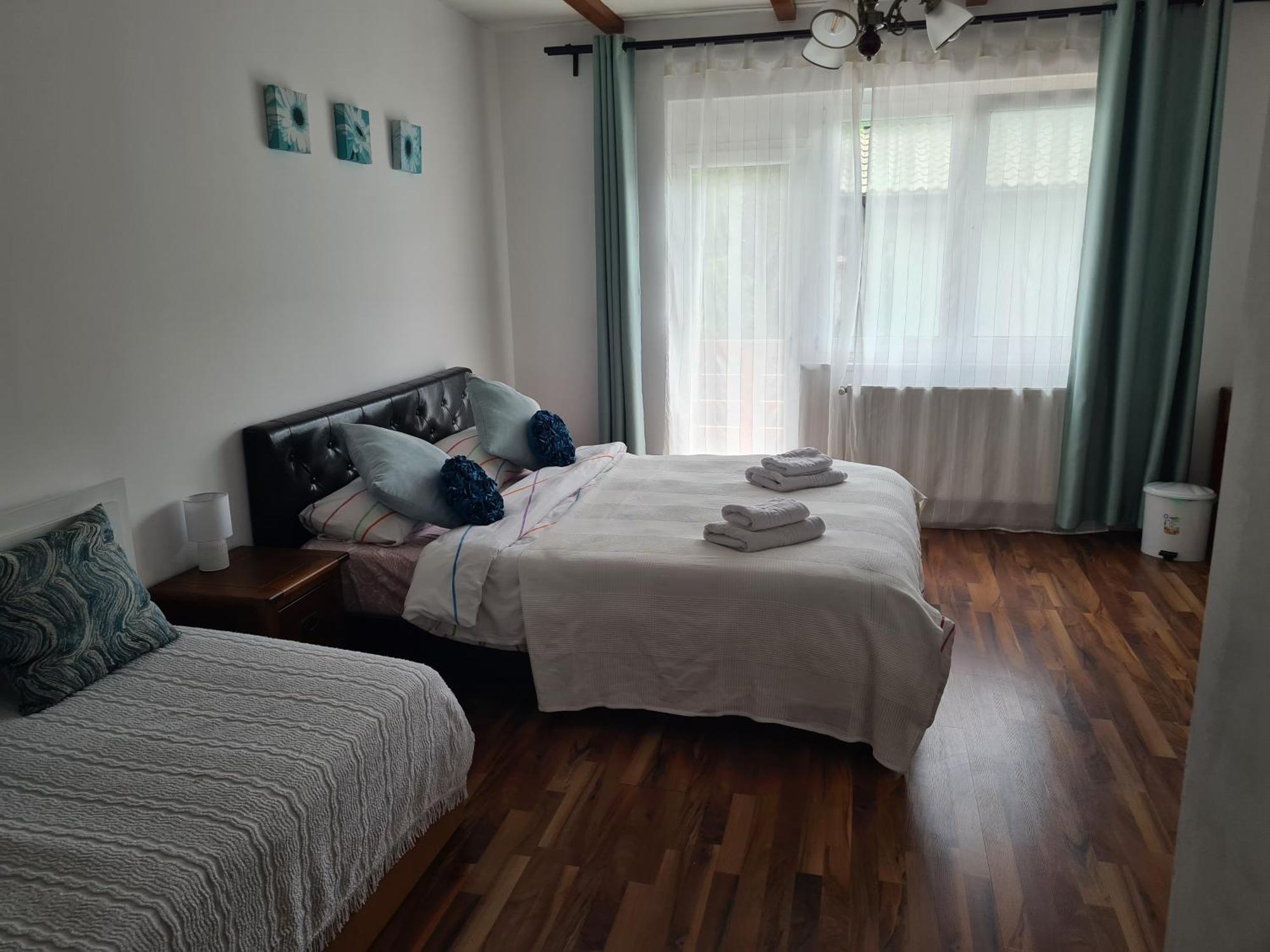 Apartmán Luca'S House Balotešti Pokoj fotografie